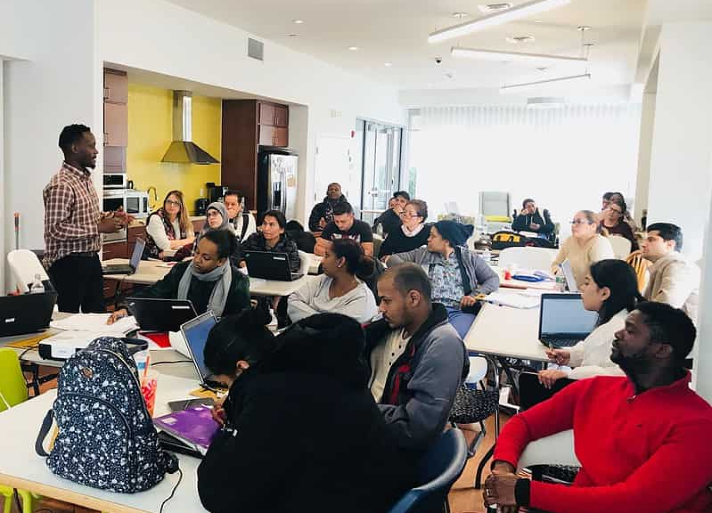 Вибрані вакансії в IINE